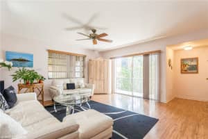 9302 SW 77th Ave APT B7, Miami, FL 33156, Sold 04/27/22