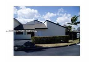 10810 SW 72nd St APT 164, Miami, FL 33173, Sold 03/30/22