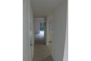 9203 Fontainebleau Blvd #114, Miami, FL 33172, Sold 04/08/22