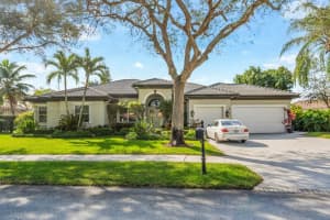 4221 SW 140th Ave, Davie, FL 33330, Sold 04/08/22