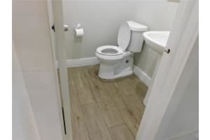 20 NW 87th Ave APT A204, Miami, FL 33172, Sold 04/07/22