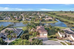 14843 SW 41st St, Davie, FL 33331, Sold 04/11/22