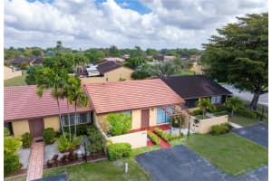 8447 SW 148th Pl, Miami, FL 33193, Sold 05/02/22