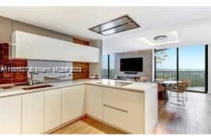 5300 NW 85th Ave #602, Doral, FL 33166, Sold 04/15/22