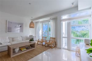47 N Shore Dr, Miami Beach, FL 33141, Sold 06/16/22