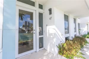 47 N Shore Dr, Miami Beach, FL 33141, Sold 06/16/22