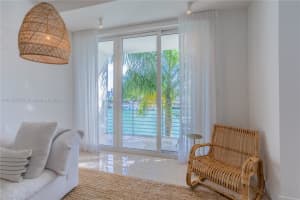 47 N Shore Dr, Miami Beach, FL 33141, Sold 06/16/22