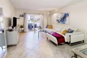 101 E McNab Rd APT 416, Pompano Beach, FL 33060, Sold 05/09/22