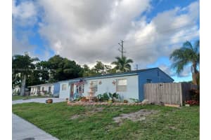 2310 SW 50th Terrace, Plantation, FL 33317, Sold 05/18/22