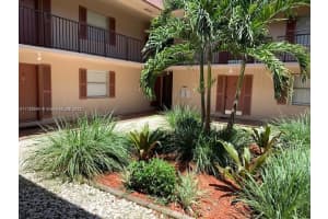 11233 SW 88th St e103, Miami, FL 33173, Sold 03/31/22