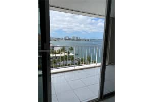 1865 79th Street Causeway #10f, North Bay Village, FL 33141, Sold 04/15/22