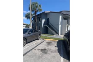 7100 NW 179th St APT 206, Hialeah, FL 33015, Sold 05/11/22
