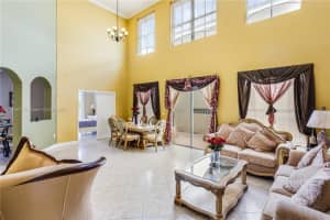 11353 NW 46th Ln, Doral, FL 33178, Sold 05/31/22