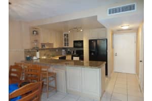 3725 S Ocean Dr APT 518, Hollywood, FL 33019, Sold 04/27/22