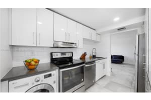 1300 Alton Rd #9a, Miami Beach, FL 33139, Sold 03/29/22