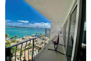 7601 E Treasure Dr APT 1110, North Bay Village, FL 33141, Sold 04/29/22