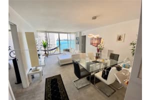 7601 E Treasure Dr APT 1110, North Bay Village, FL 33141, Sold 04/29/22