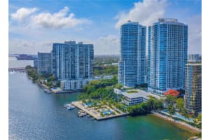 2101 Brickell Ave APT 1709, Miami, FL 33129, Sold 05/02/22