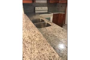 9423 Fontainebleau Blvd APT 113, Miami, FL 33172, Sold 04/21/22