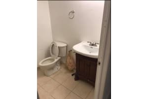 9423 Fontainebleau Blvd APT 113, Miami, FL 33172, Sold 04/21/22