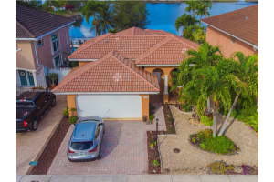 3452 SW 154th Ct, Miami, FL 33185, Sold 04/25/22