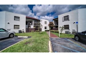 9419 Fontainebleau Blvd APT 207, Miami, FL 33172, Sold 04/06/22