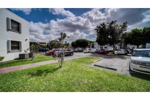 9419 Fontainebleau Blvd APT 207, Miami, FL 33172, Sold 04/06/22