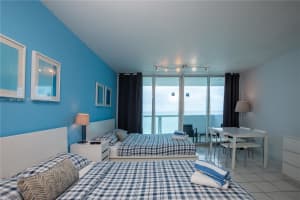 5445 Collins Ave APT 927, Miami Beach, FL 33140, Sold 08/05/22