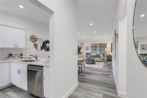 5430 Lakewood Cir S, Margate, FL 33063, Sold 04/01/22