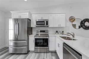 5430 Lakewood Cir S, Margate, FL 33063, Sold 04/01/22