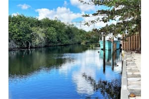 4733 SW 35th Ave, Fort Lauderdale, FL 33312, Sold 03/29/22