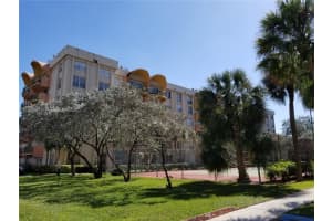 9310 Fontainebleau Blvd APT 210, Miami, FL 33172, Sold 04/29/22