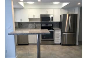 1340 Lincoln Rd, Miami Beach, FL 33139, Sold 04/15/22