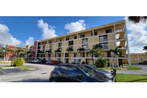 9240 Fontainebleau Blvd APT 504, Miami, FL 33172, Sold 04/26/22