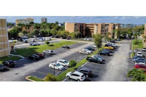 9240 Fontainebleau Blvd APT 504, Miami, FL 33172, Sold 04/26/22
