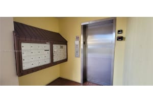 9240 Fontainebleau Blvd APT 504, Miami, FL 33172, Sold 04/26/22