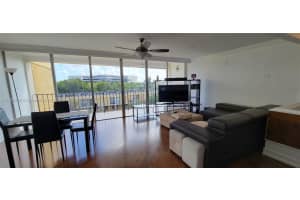 9240 Fontainebleau Blvd APT 504, Miami, FL 33172, Sold 04/26/22