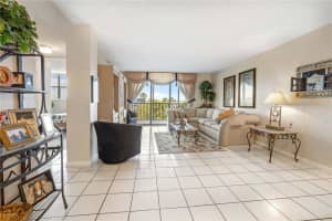 900 NE 195th St APT 509, Miami, FL 33179, Sold 04/13/22