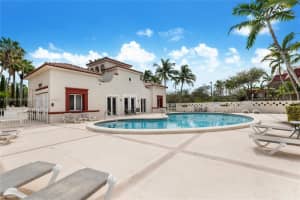 6709 N Kendall Dr APT 229, Pinecrest, FL 33156, Sold 05/23/22