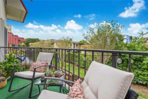 6709 N Kendall Dr APT 229, Pinecrest, FL 33156, Sold 05/23/22