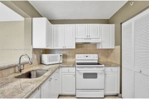 1350 SE 3rd Ave APT 408, Dania Beach, FL 33004, Sold 04/04/22