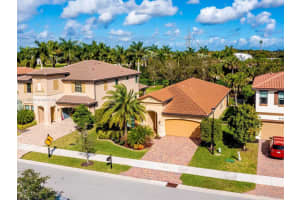 8304 NW 110th Ln, Parkland, FL 33076, Sold 04/01/22