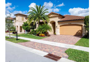 8304 NW 110th Ln, Parkland, FL 33076, Sold 04/01/22