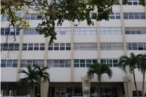111 Golden Isles Dr APT G5, Hallandale Beach, FL 33009, Sold 04/15/22