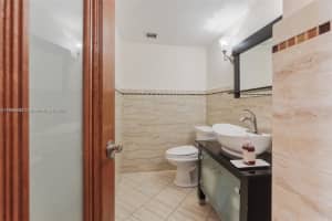 2030 S Ocean Dr APT 215, Hallandale Beach, FL 33009, Sold 04/25/22