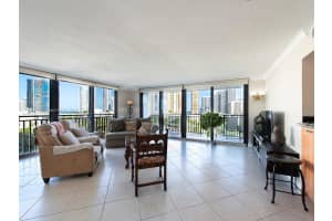 Bay Country Club, 17720 N Bay Rd #8d, Sunny Isles Beach, FL 33160, Sold 05/16/22