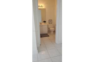 8332 NW 144th St, Hialeah, FL 33016, Sold 03/31/22