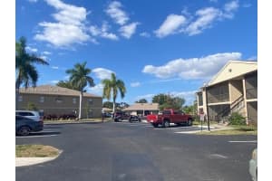 5321 Summerlin Rd #2115, Fort Myers, FL 33919, Sold 04/12/22