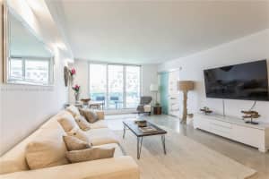 2301 Collins Ave APT 305, Miami Beach, FL 33139, Sold 03/31/22