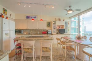 3370 NE 190th St APT 2911, Aventura, FL 33180, Sold 05/06/22